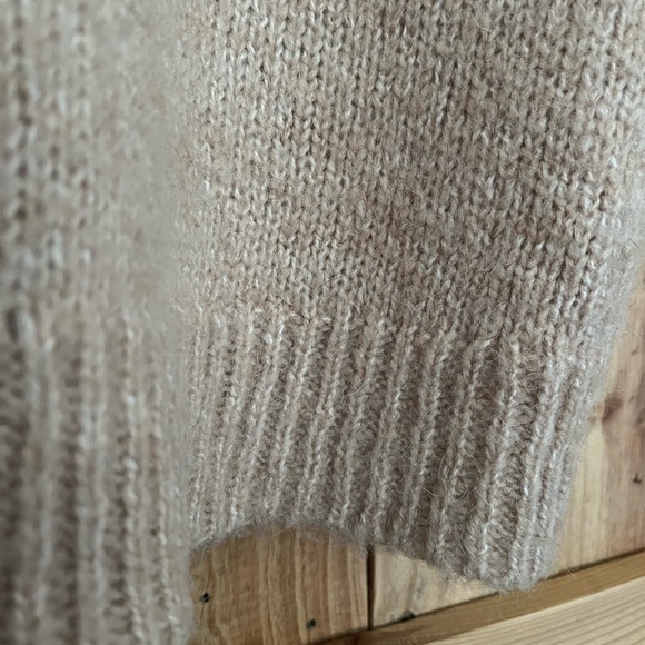 VERA MODA sweater NWOT - Picture 16 of 16